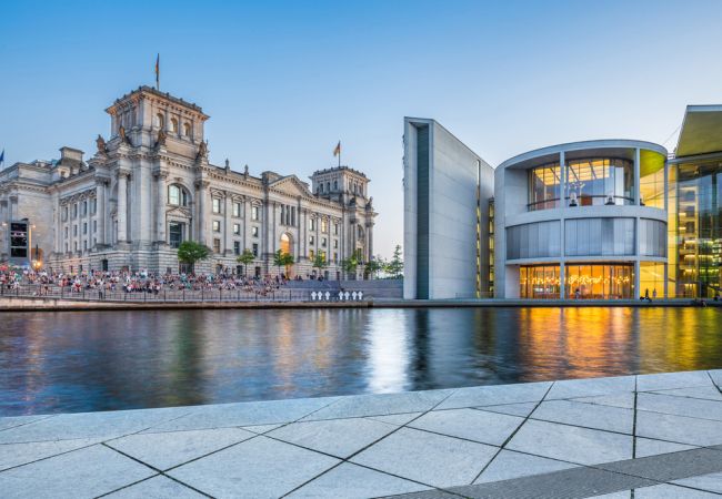 Berlin der 20er Jahre und das Musical CABARET